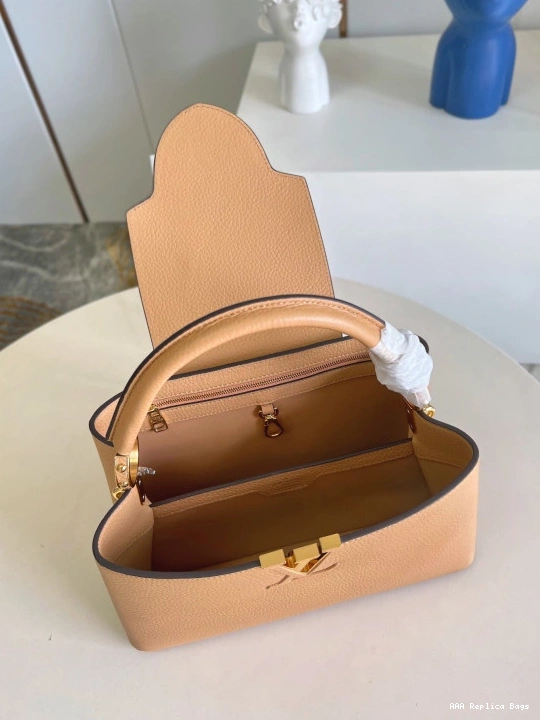 Aaa replica ru VUITTON BB LOUIS CAPUCINES 0711